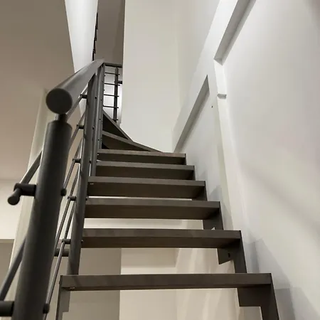 Chic Loft In Porta Venezia 밀라노