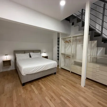 펜션 Chic Loft In Porta Venezia